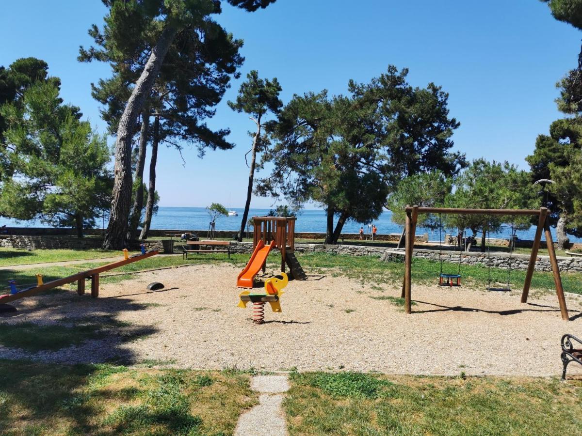 Ivan B&B, 5 Star Superior Room, Near The See And Park Novigrad Istria Exterior foto