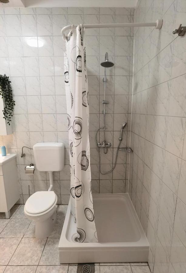 Ivan B&B, 5 Star Superior Room, Near The See And Park Novigrad Istria Exterior foto
