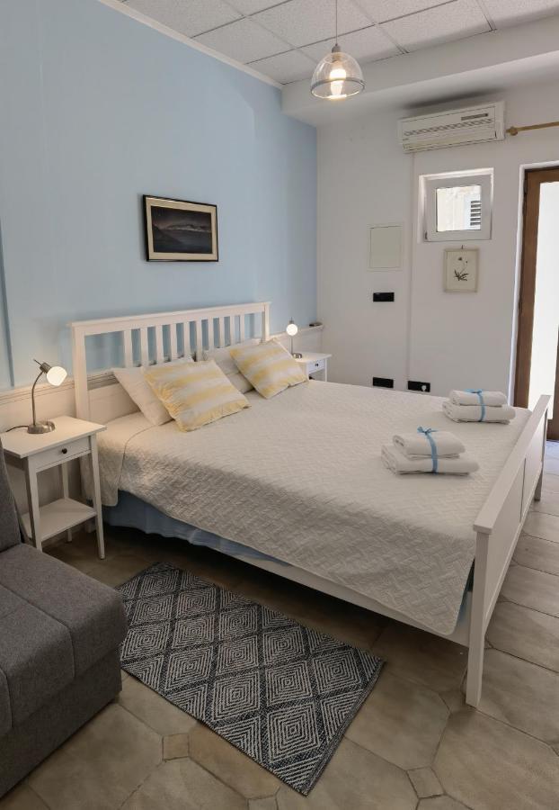 Ivan B&B, 5 Star Superior Room, Near The See And Park Novigrad Istria Exterior foto
